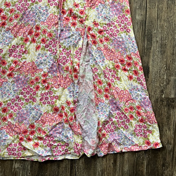 SO Fit and Flair Floral Cottagecore Dress With Slit Puff Sleeves Women’s Size S - Picture 6 of 14